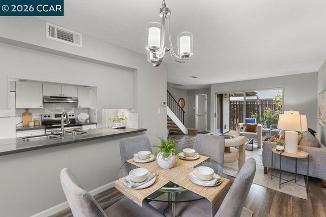 5468 Roundtree Drive C, Concord, CA 94521