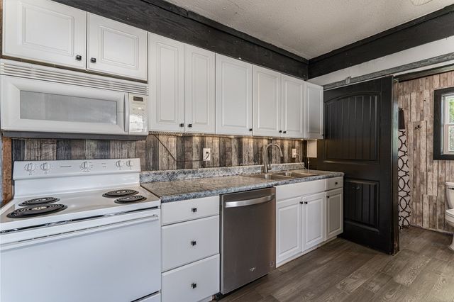 242 Deer Way, Marble, NC 28905