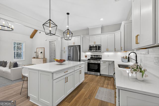 284 E River Bend Drive, Eatonton, GA 31024