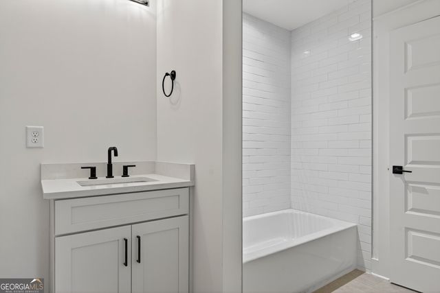 284 E River Bend Drive, Eatonton, GA 31024