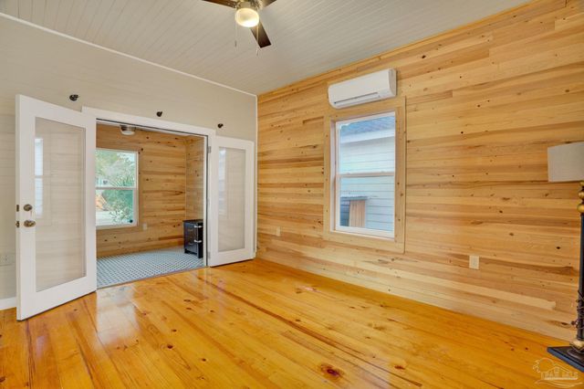 1505 W. Garden St, Pensacola, FL 32502