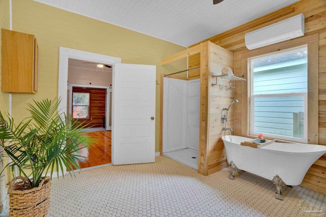 1505 W. Garden St, Pensacola, FL 32502