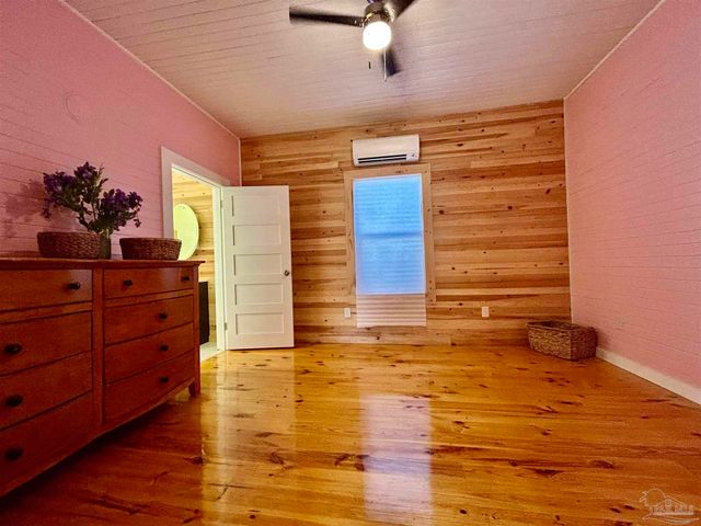 1505 W. Garden St, Pensacola, FL 32502