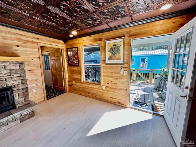 1505 W. Garden St, Pensacola, FL 32502