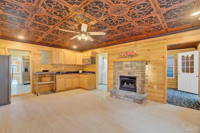 1505 W. Garden St, Pensacola, FL 32502