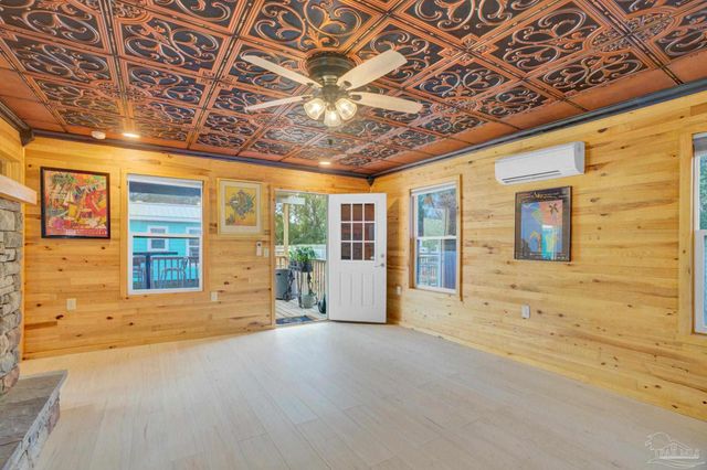 1505 W. Garden St, Pensacola, FL 32502