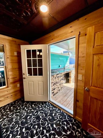 1505 W. Garden St, Pensacola, FL 32502