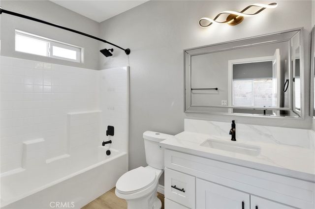 16150 Smoke Tree, Hesperia, CA 92345