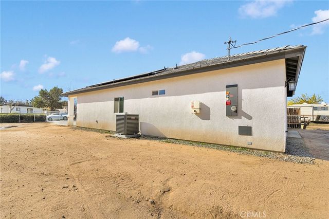 16150 Smoke Tree, Hesperia, CA 92345