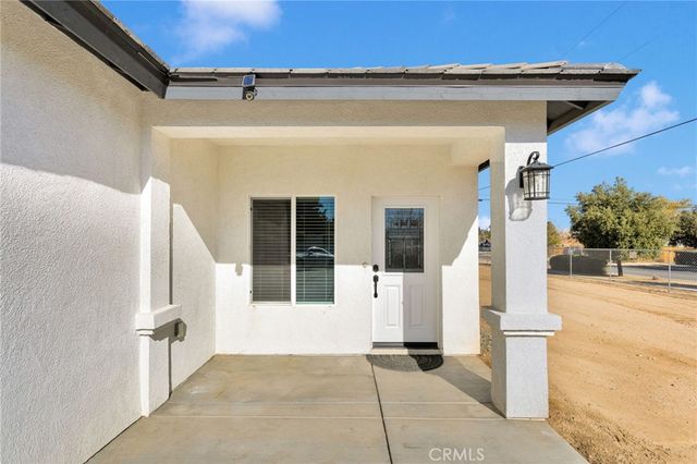 16150 Smoke Tree, Hesperia, CA 92345