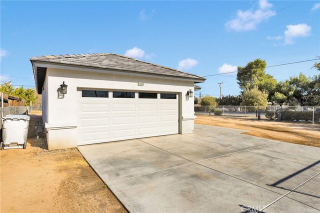 16150 Smoke Tree, Hesperia, CA 92345