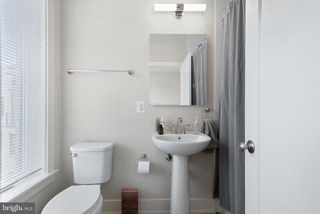 6722 EAMES WAY, Bethesda, MD 20817