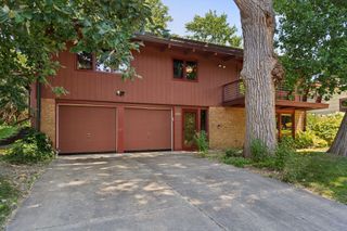 626 Desnoyer Avenue, Saint Paul, MN 55104