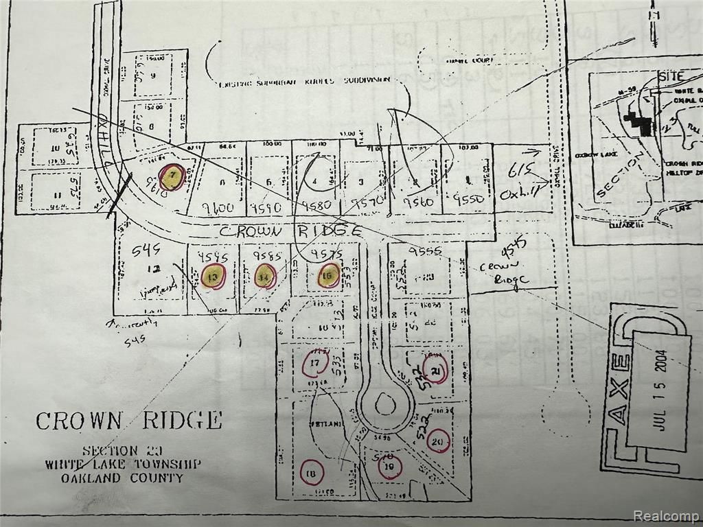 9595 Crown Ridge Drive, White Lake, MI 48386