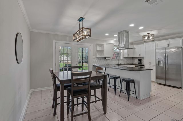 701 Kennedy Ave, Denham Springs, LA 70726