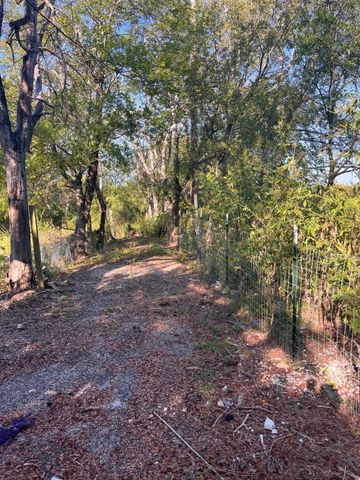 215 N Houston School Road, Lancaster, TX 75146