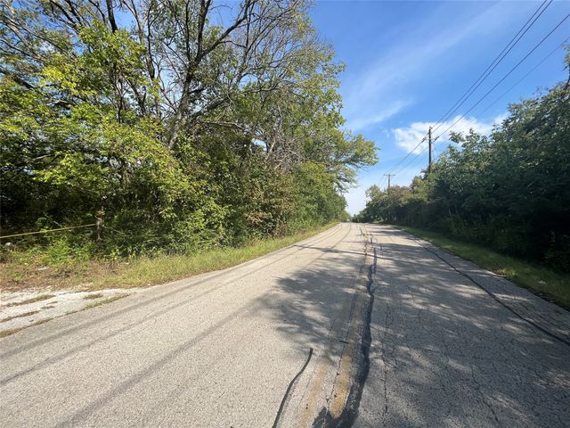 215 N Houston School Road, Lancaster, TX 75146