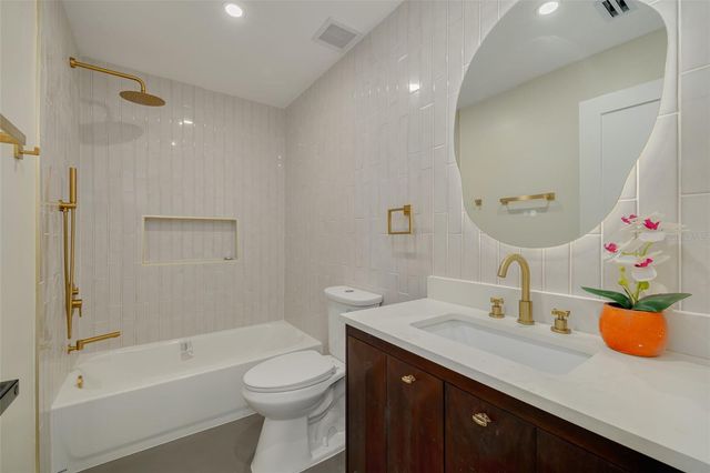 2065 ENVOY COURT, Clearwater, FL 33764