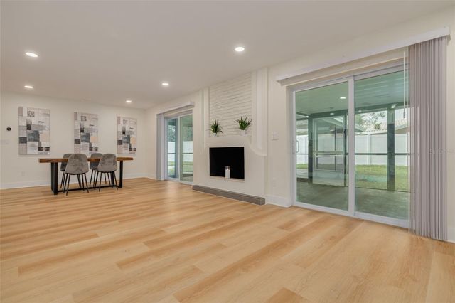 2065 ENVOY COURT, Clearwater, FL 33764