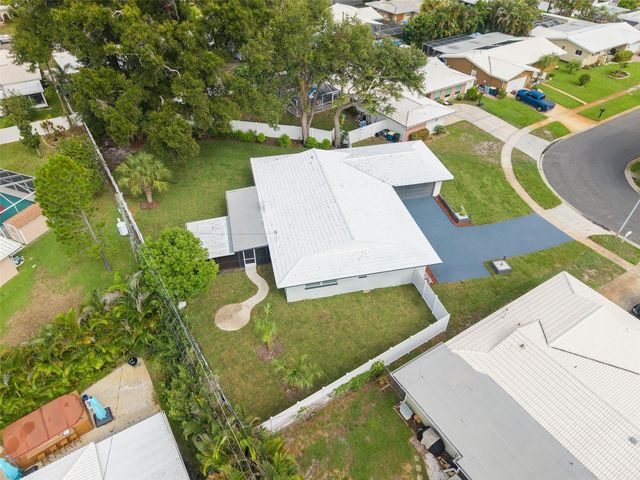 2065 ENVOY COURT, Clearwater, FL 33764