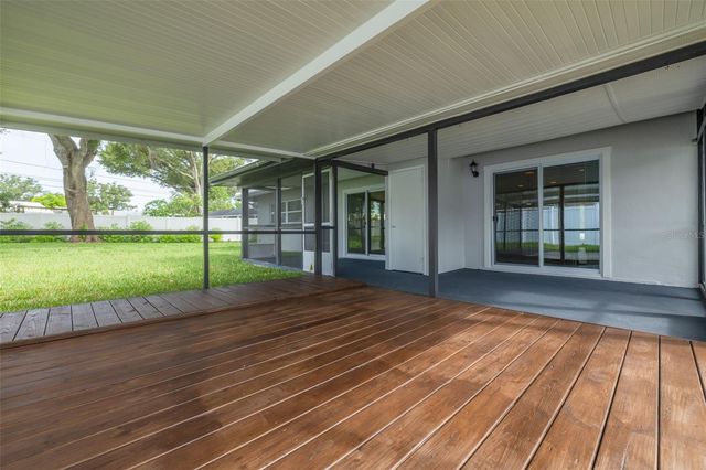 2065 ENVOY COURT, Clearwater, FL 33764