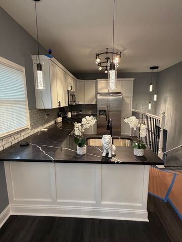 132 W 43rd Avenue, Gary, IN 46408