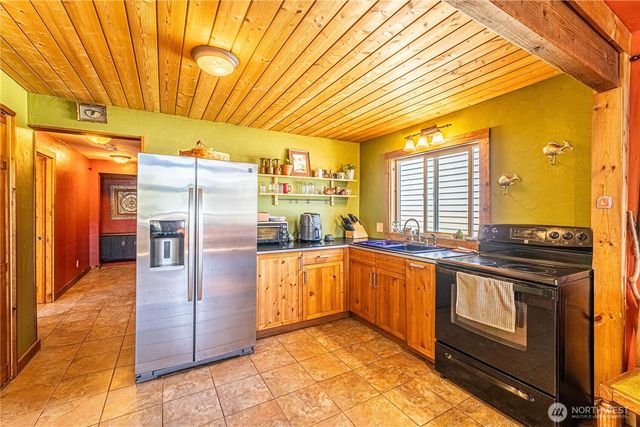 8102 Silva Avenue SE, Snoqualmie, WA 98065