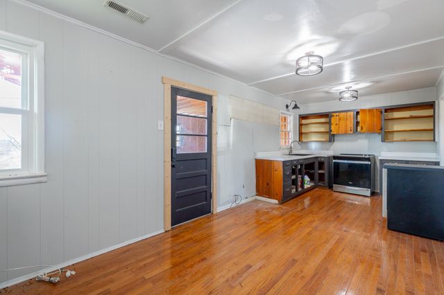 210 Ruby Street, Bridgeport, AL 35740