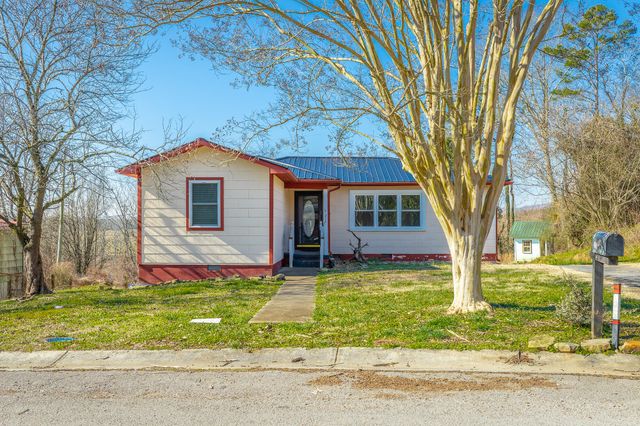 210 Ruby Street, Bridgeport, AL 35740