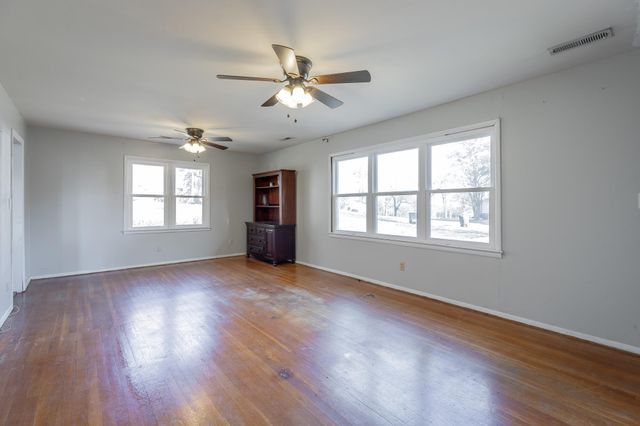 210 Ruby Street, Bridgeport, AL 35740