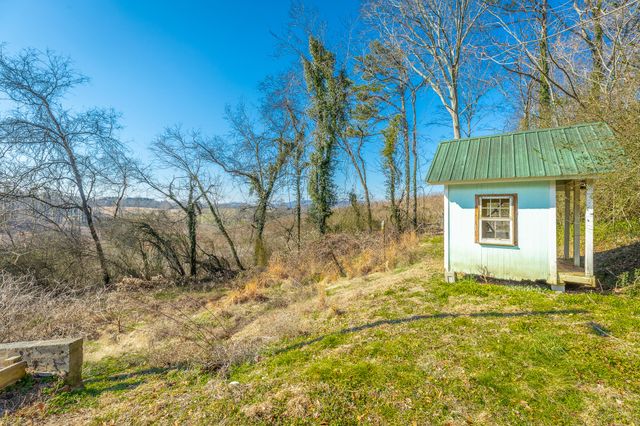 210 Ruby Street, Bridgeport, AL 35740