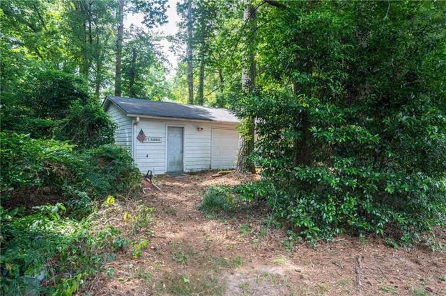 5019 Grove Trail, Loganville, GA 30052