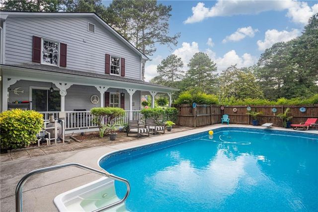 5019 Grove Trail, Loganville, GA 30052