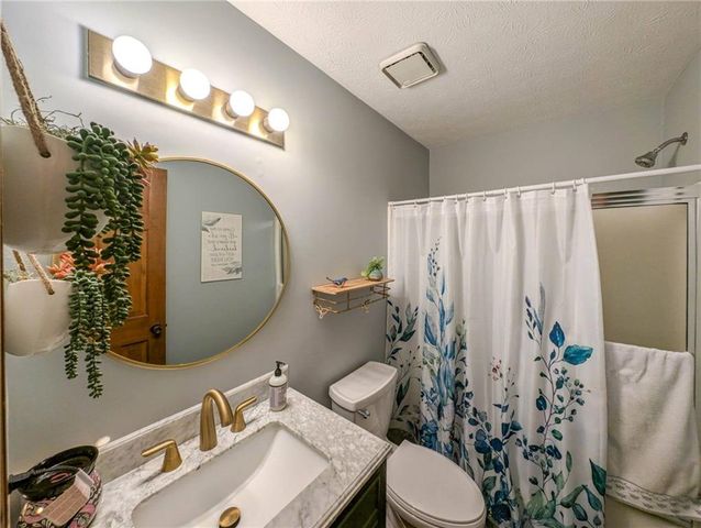 5019 Grove Trail, Loganville, GA 30052