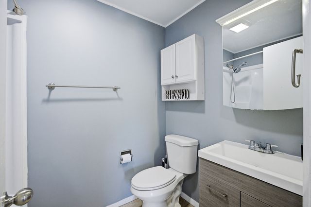 205 Villa Road, Streamwood, IL 60107