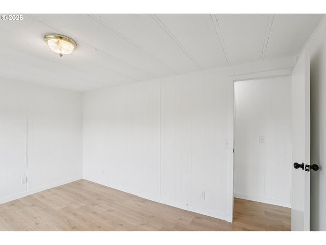 690 Sw LIBERTY BELL Dr, Beaverton, OR 97006