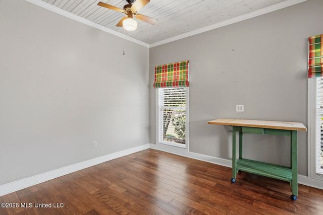 10 Moss Forest Place, Jackson, MS 39211