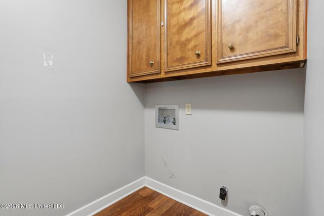 10 Moss Forest Place, Jackson, MS 39211