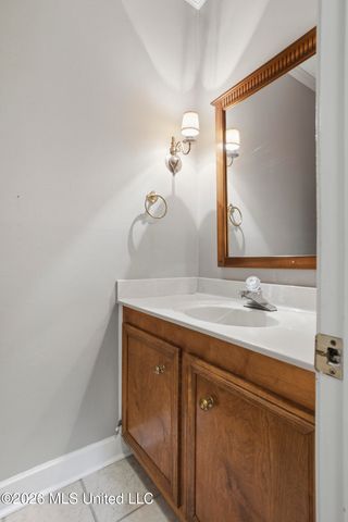 10 Moss Forest Place, Jackson, MS 39211