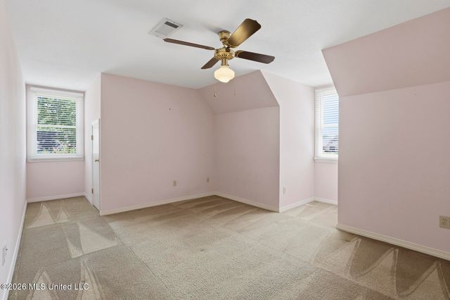 10 Moss Forest Place, Jackson, MS 39211