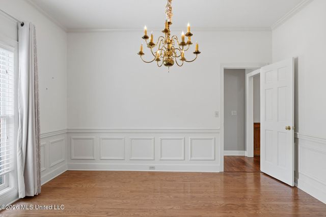 10 Moss Forest Place, Jackson, MS 39211