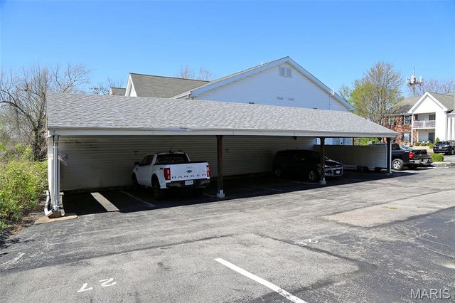 3605 Tracey Rich Road 3C, St Louis, MO 63125