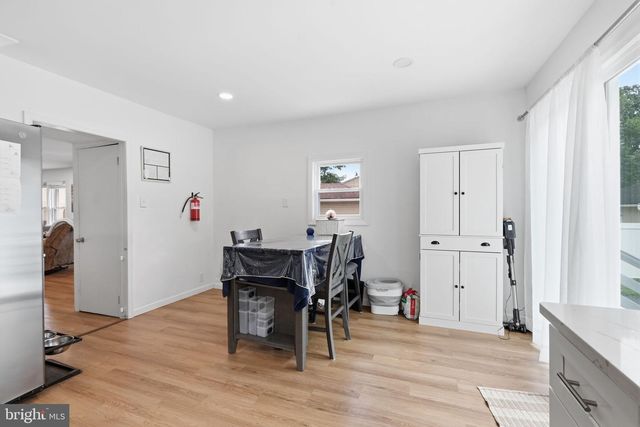 122 W BRANCH AVE, Pine Hill, NJ 08021