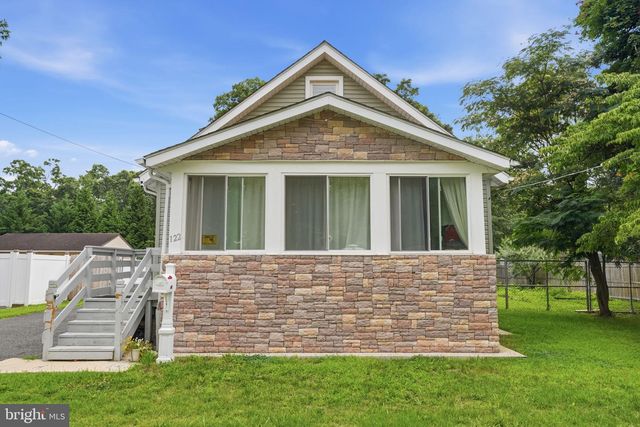 122 W BRANCH AVE, Pine Hill, NJ 08021