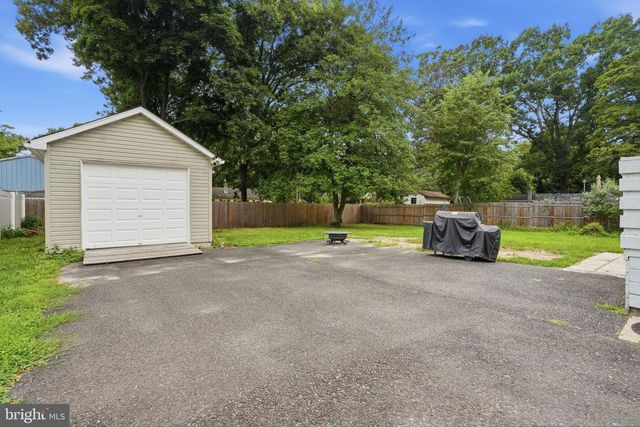 122 W BRANCH AVE, Pine Hill, NJ 08021