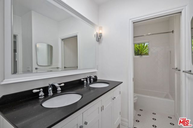 438 Lincoln Boulevard, Santa Monica, CA 90402