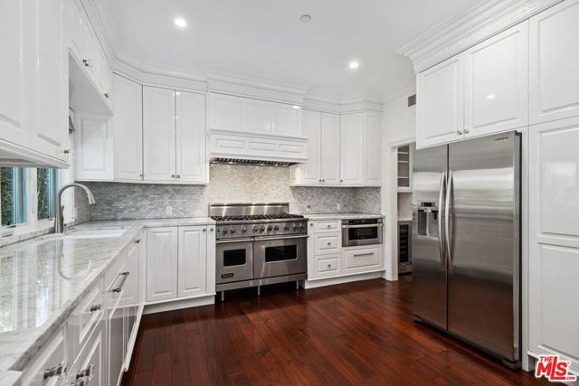 438 Lincoln Boulevard, Santa Monica, CA 90402