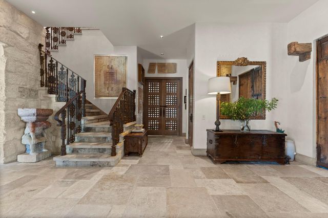 5651 Doliver Drive, Houston, TX 77056