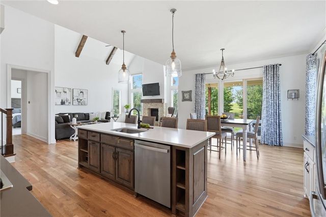 24739 W 92nd Street, Lenexa, KS 66227