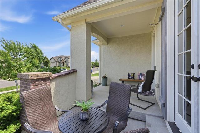 24739 W 92nd Street, Lenexa, KS 66227